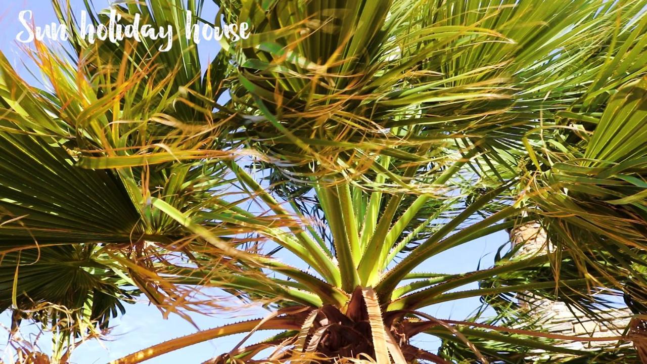 Sun Holiday House Pisses Exterior foto